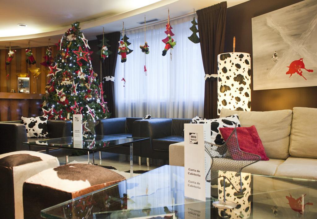Hotel Mu La Cortinada Esterno foto